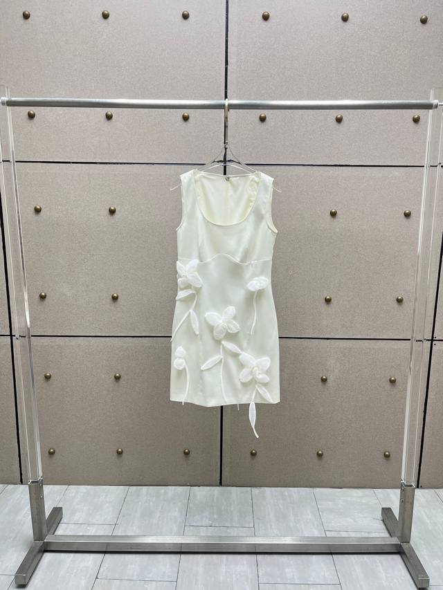 Handmade nail flower mini dress! Sml DDD