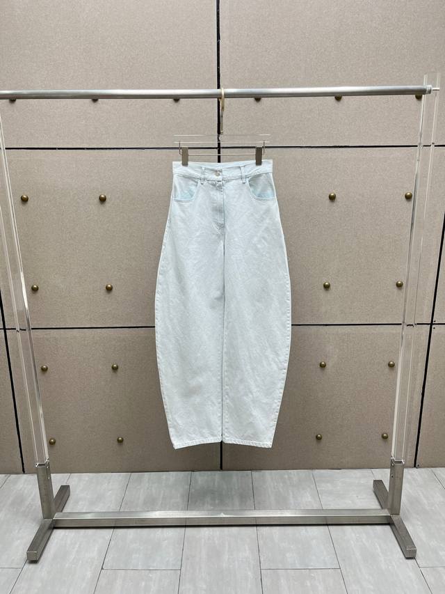 Alai washed blue jeans! Cotton Sml DDD