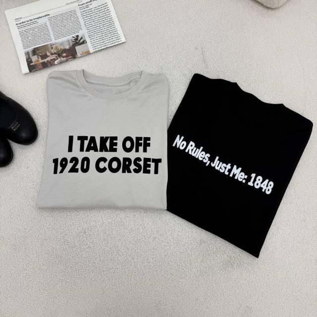 A must-have, niche 25 new arrival. Long-sleeved T-shirt with flocked pattern pri