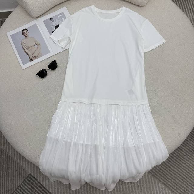 Sweet casual style niche 25 spring and summer pleated patchwork dress. Easy to w