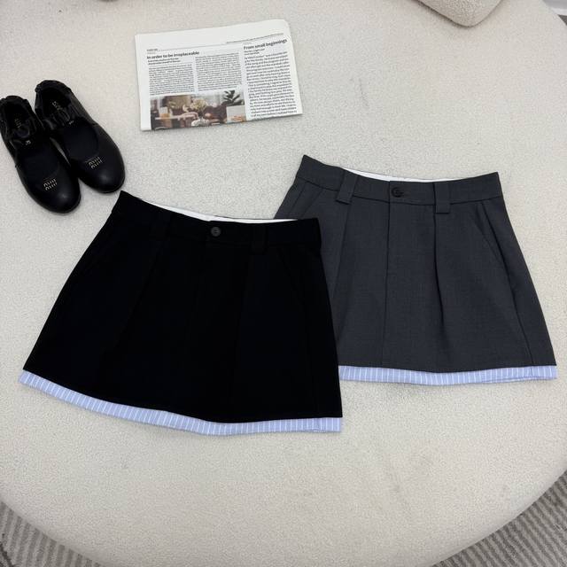 Niche 25 Early Autumn Fake Two-piece Splicing Design Skirt is the first choice f