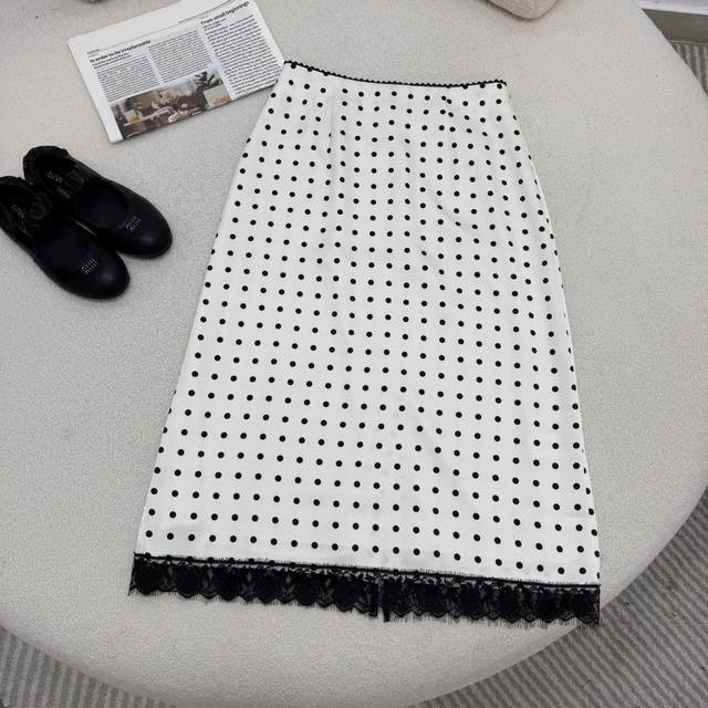 A youthful and stylish niche 25 early autumn lace design polka dot skirt, a must