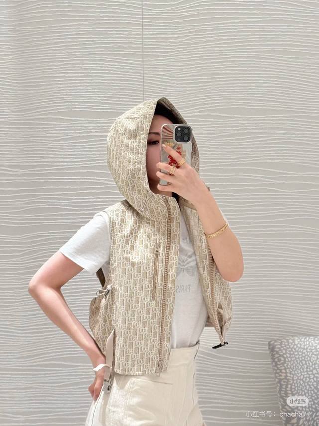 25 New early spring vest high version! The classic pattern Yb launched in 2017 i