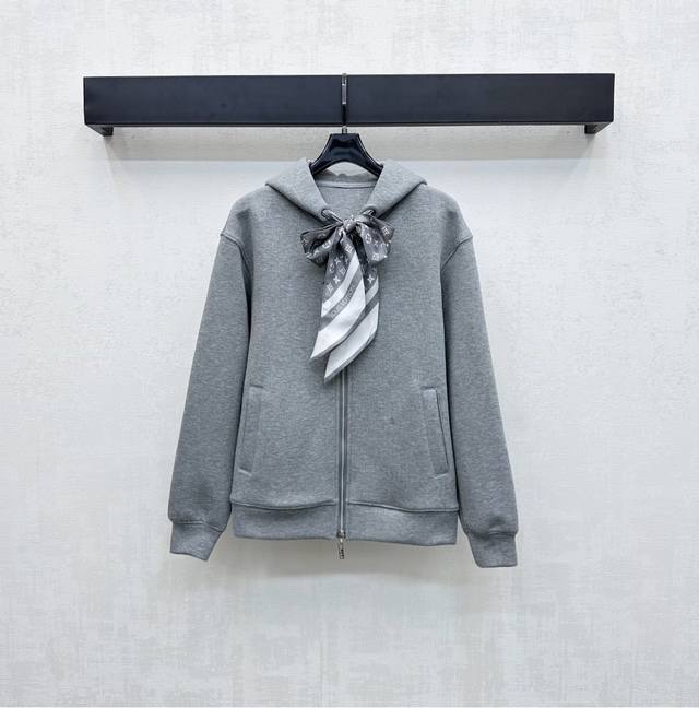 Louis Vuitto*2025 New Arrivals: Custom-Made Silk Scarf Hooded Jacket Made of YB