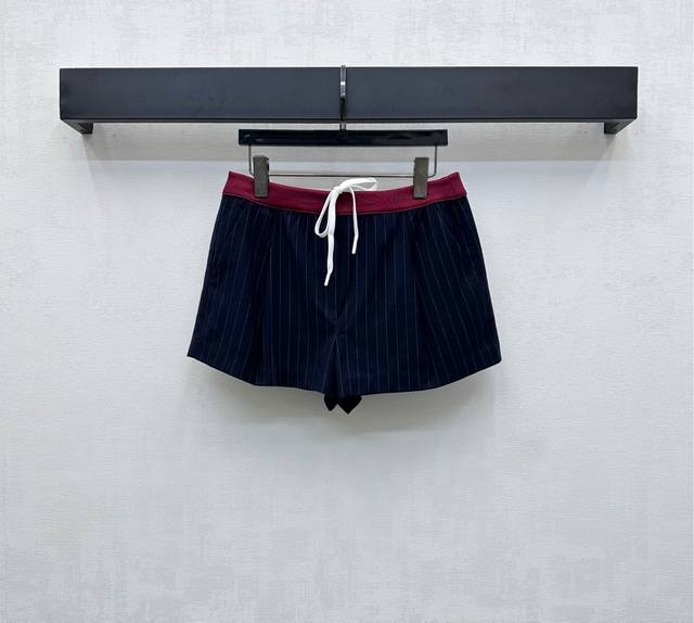 Miumi*2025 New Arrival: Custom-Made Drawstring Shorts. Made of imported YB rayon