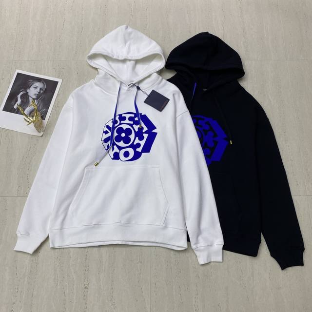 2025 new product real shot Lvv new high-quality hooded sweatshirt; made of cott