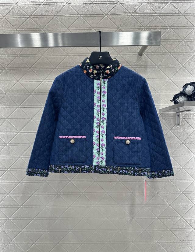 Valentin* 2025 New Arrivals: Diamond-Patterned Floral-Patterned Down Jacket. DDD