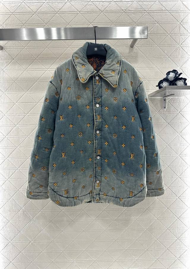 Louis Vuitto* 2025 New Arrivals: Jacquard Padded Denim Jacket. Made from custom