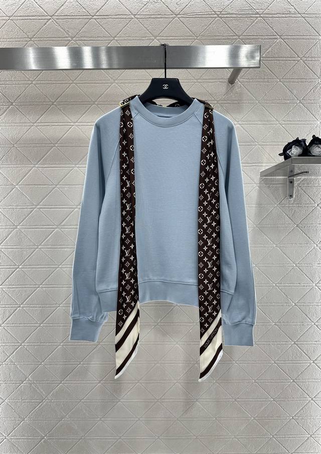 Louis Vuitto* 2025 New Arrivals: Silk Scarf Pullover Sweatshirt. Made of custom