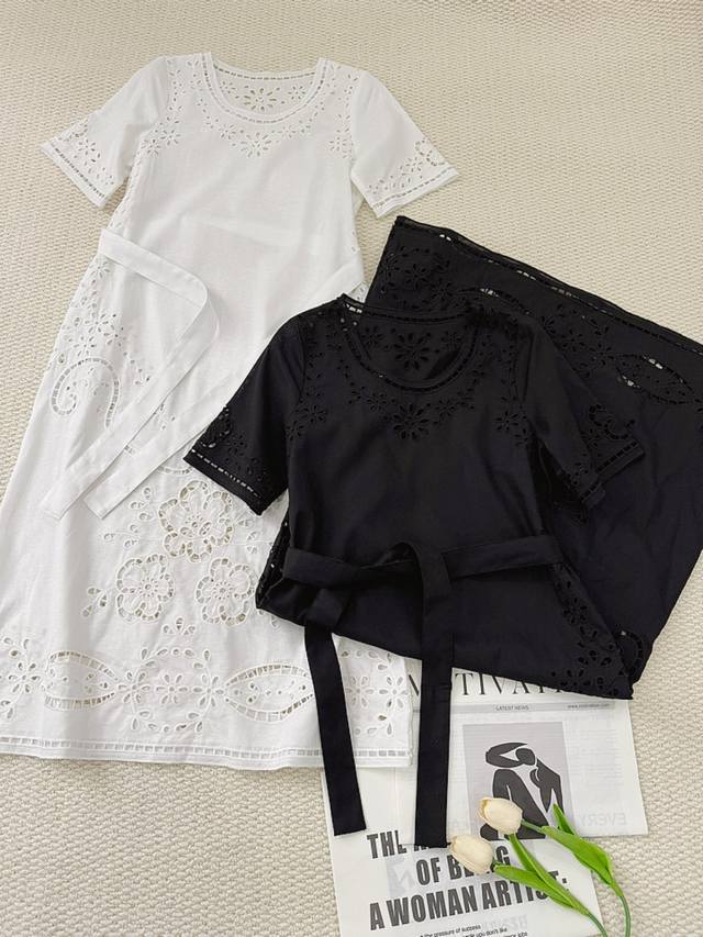 A beautiful dress that can be worn in many occasions. Se. A two-piece dress with