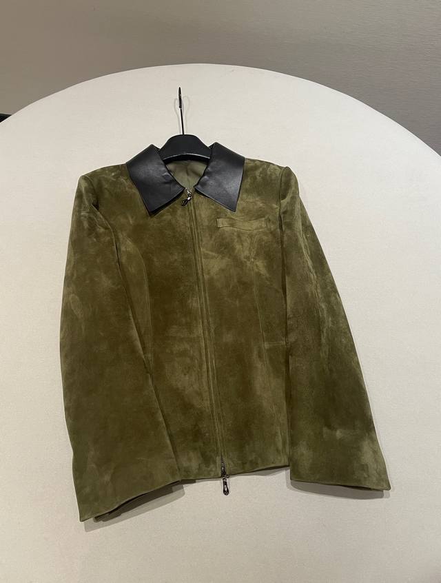 Size: SM Lxl Size can be customized Designer custom-made goat leather suede supe