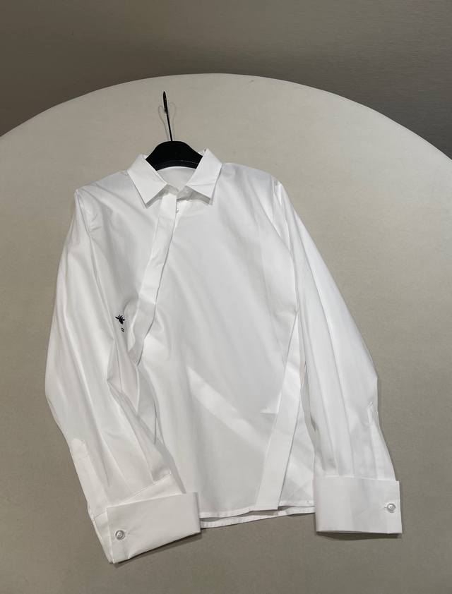 Sizes: 36 38 40 D's 2025Ss new Cd bee embroidered slant-lapel white shirt. DDD'