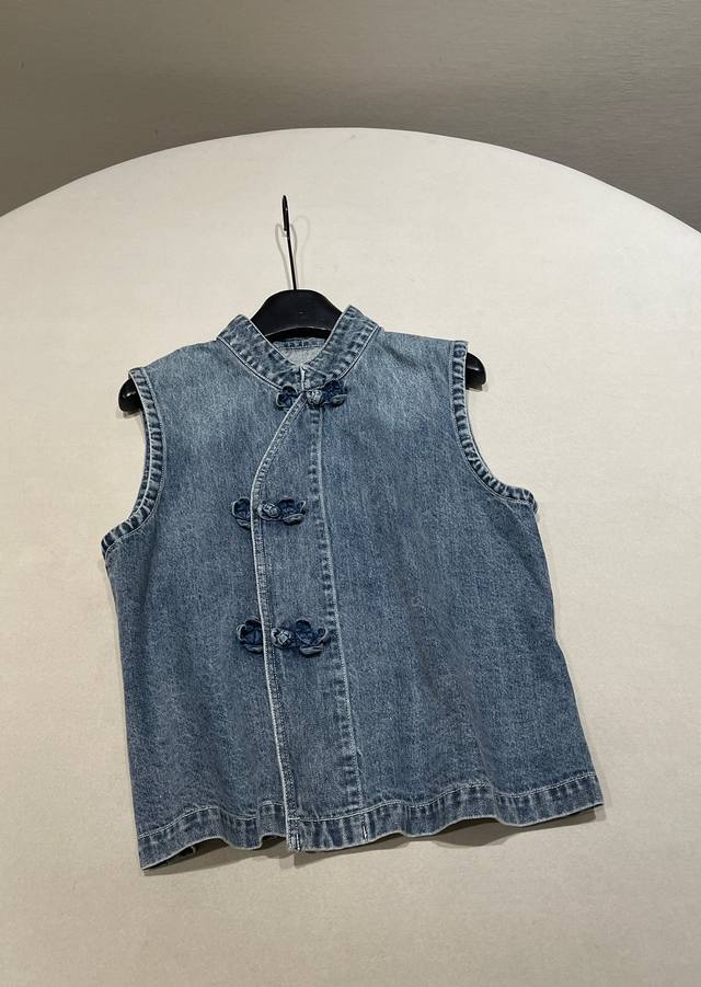 Size: SML 45R Pure original stand-up collar new Chinese style buttoned denim ves