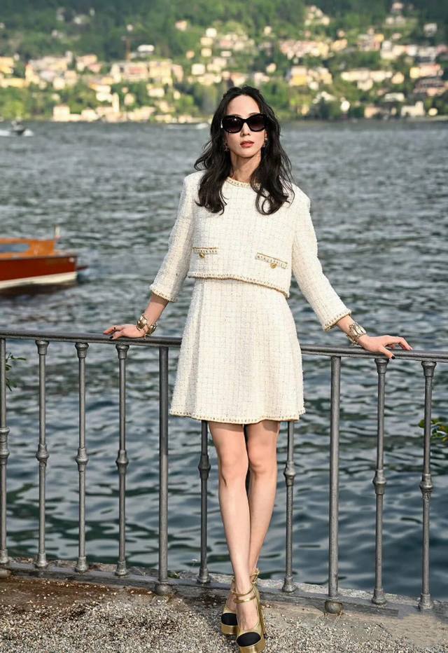 Skirt Jacket Chane* 25A High-End Handcrafted Collection: A luxurious and versat