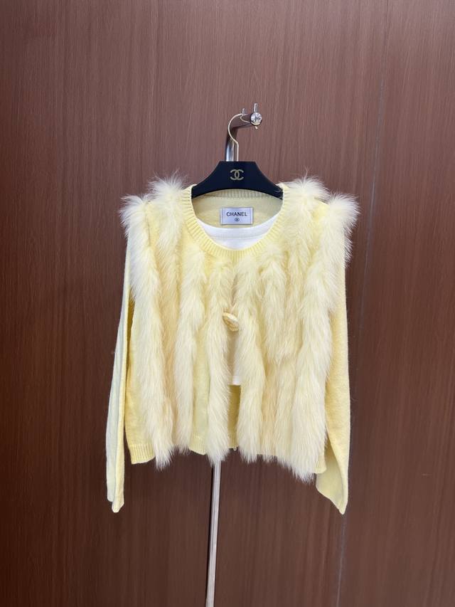 Chane *New arrival for fall! fox fur knitted pullover fake two-piece, super soft