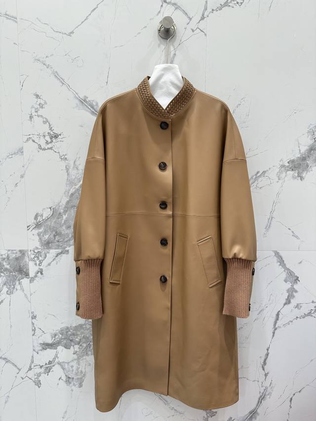 High-end, original He*M