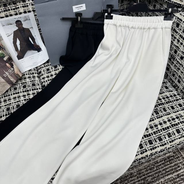 New arrivals in stock Air pants Zero pressure High waist Drape Milky white Wide