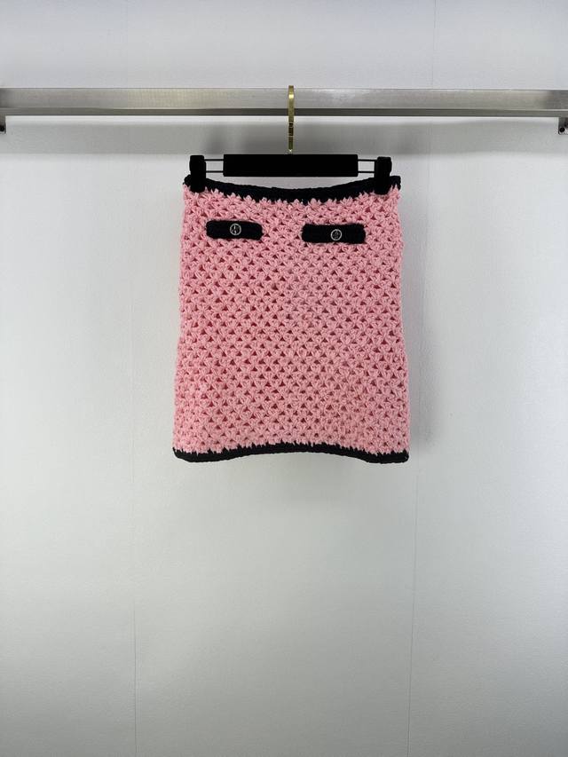 Chane* New Details 25 Early Fall's newest contrasting woven skirt! Custom blende