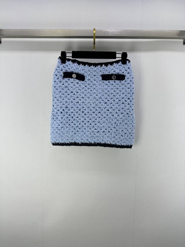 Chane* New Details 25 Early Fall's newest contrasting woven skirt! Custom blende