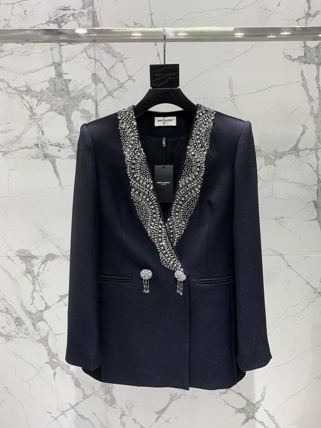 Shengjia's new V-neck, heavily beaded suit skirt V-neck, beaded, tassel button s