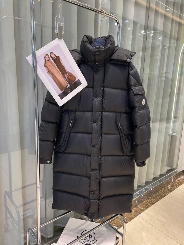 Moncler Hanoverian men's matte hooded long down jacket, loose fit, versatile and