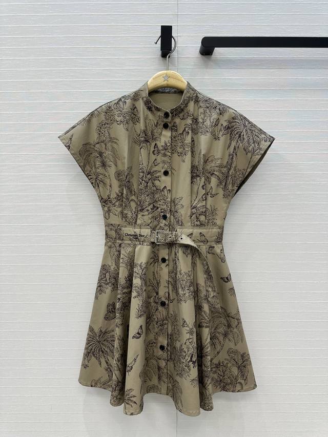 High-quality, new Dio*25 hazelnut-colored Jouy print, round-neck, buttoned dres