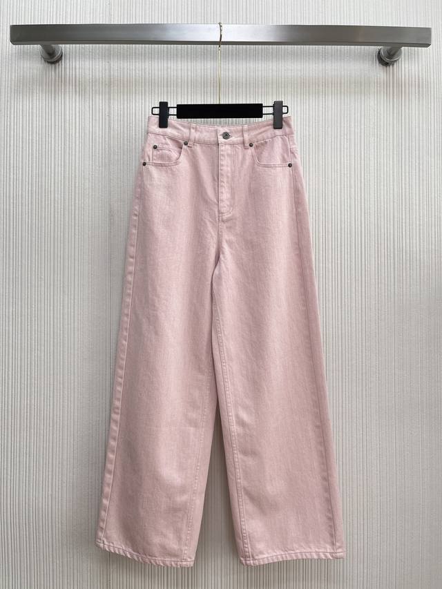 New arrival~ Loew*'s trendiest outfit! Distressed two-tone woven green denim wi
