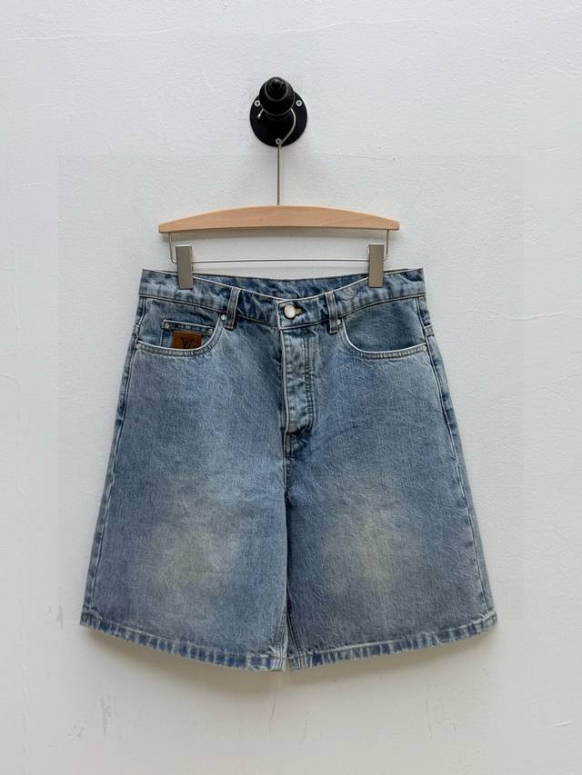Donkey brand logo embroidered checkerboard leather label denim shorts, produced