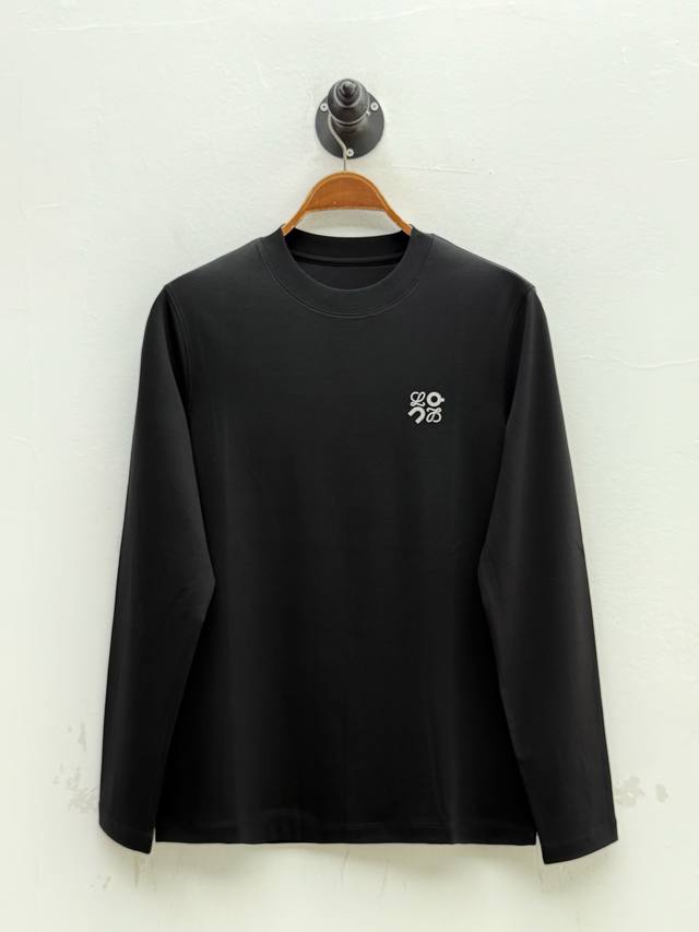 Loe co-branded reflective print round neck long-sleeved T-shirt, produced by OEM