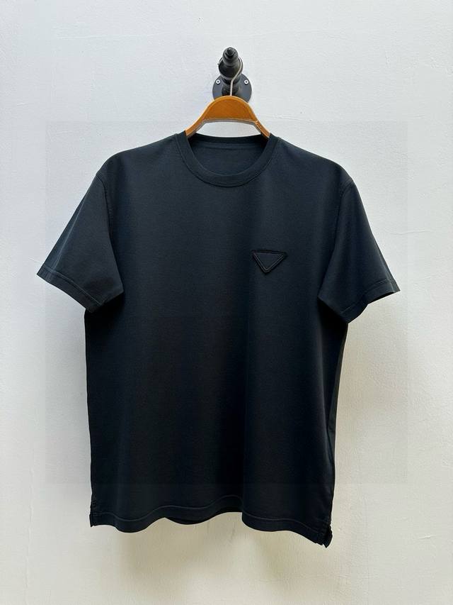 Pr Round neck T-shirt with triangular fabric decoration, last-minute order Tradi