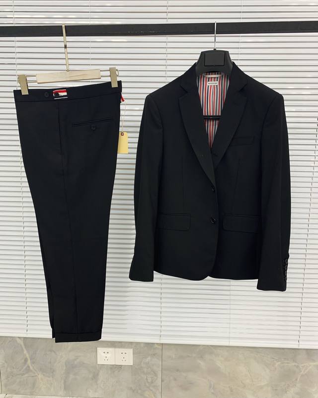 Classic basic solid color suit pants Classic version, a must-have item in your