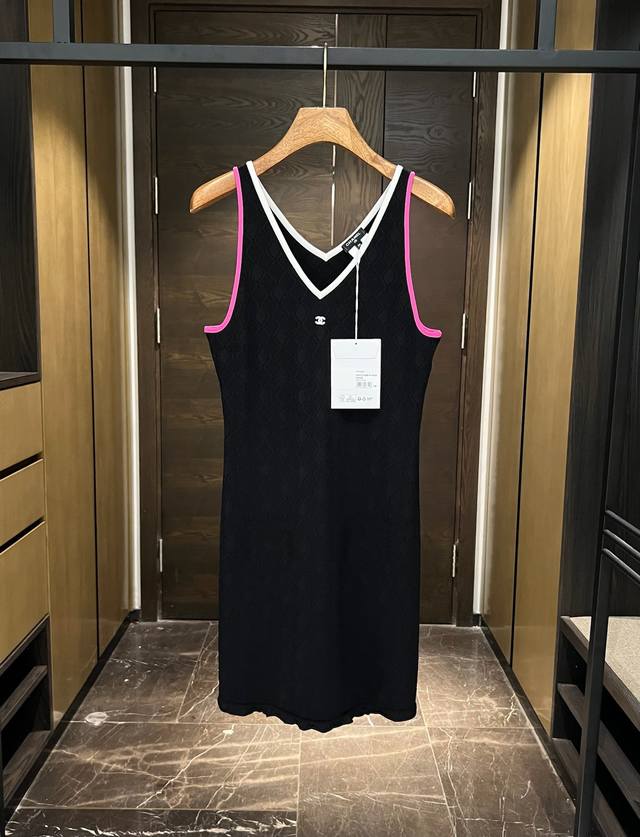 Continuously arriving Chanl's new 25P spring and summer limited edition solid co