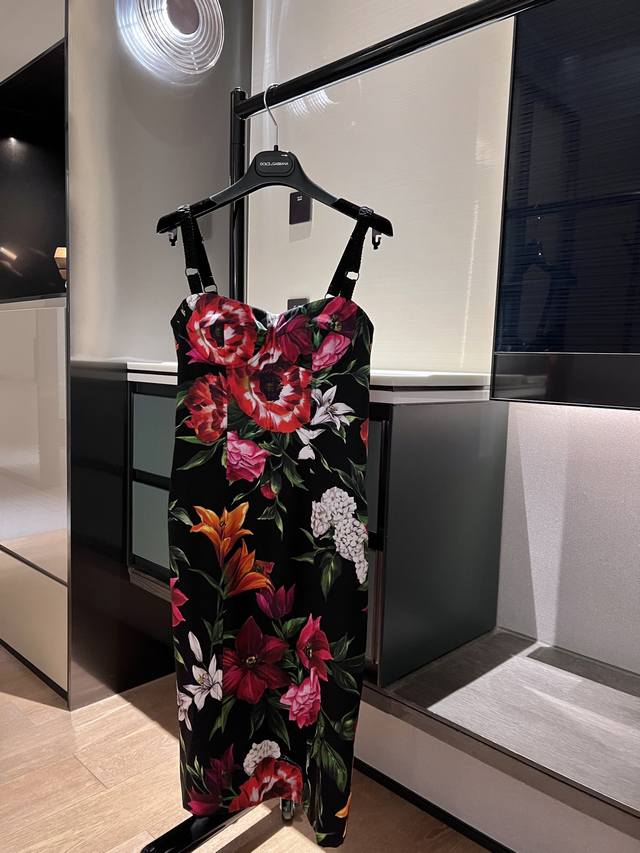 25 Early Autumn new style silk satin fabric lining and outer silk fabric suspend