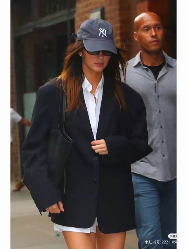 2801 High-back slit suit jacket The style is invincible, a suit lover can't put
