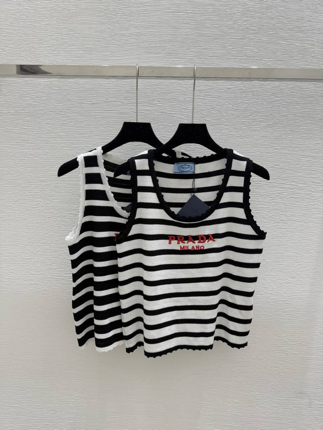 P's new summer contrast striped knitted vest Color: White Black Size: 36.38.40 D
