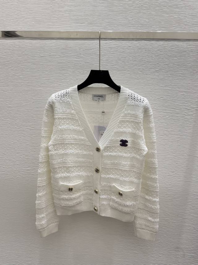 Ch's early autumn new solid color hollow V-neck knitted long-sleeved cardigan Co