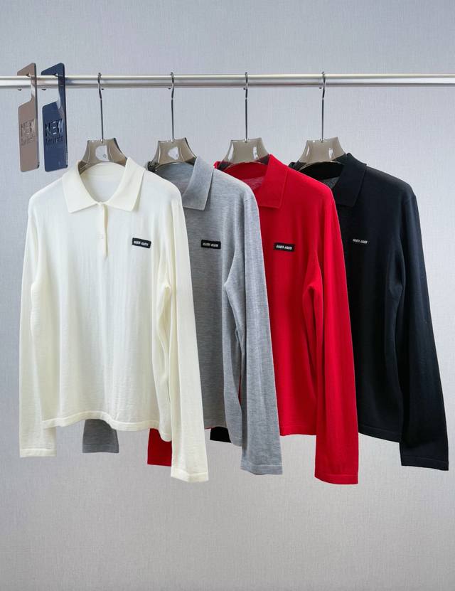 Miu | Thin Polo Neck Pullover Fabric: 100% Wool Thickness: Lightweight The polo