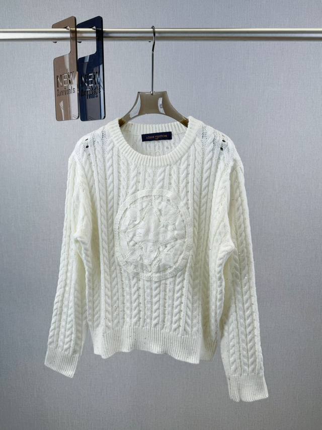 L Family | Jacquard Knit Pullover 100% cotton Round neck, long sleeves, exquisit