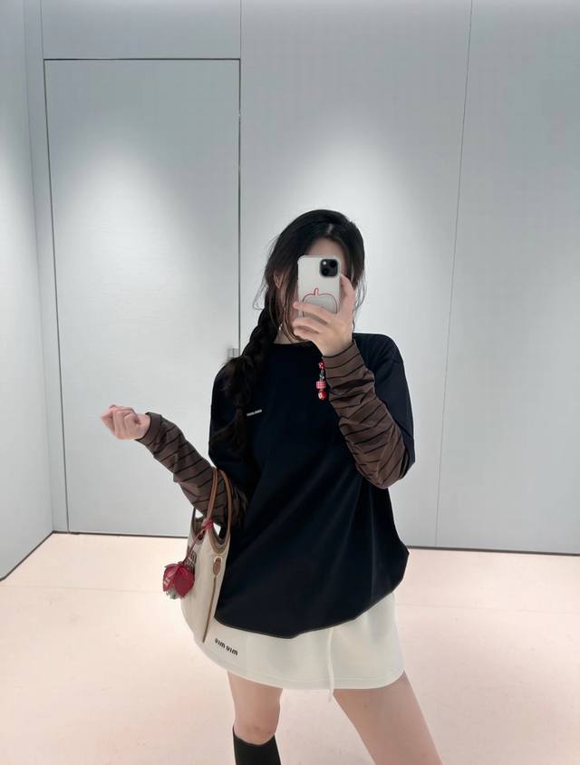 Miu25 new contrast color fake two piece long sleeve T-shirt When the fake two pi