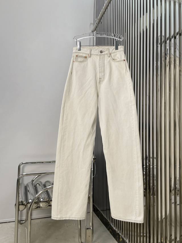 Real photos of the latest Mm6 25New white waist-baring jeans Size: Sml DDD