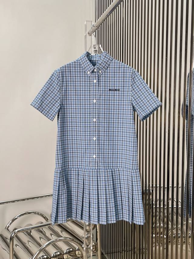 Actual photos of the latest Miu 25New plaid pleated shirt dress Size: Sml DDD