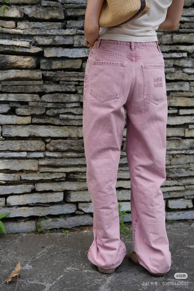 Miu25Ss new spring/summer pink denim pants. Original high-end product! Made from