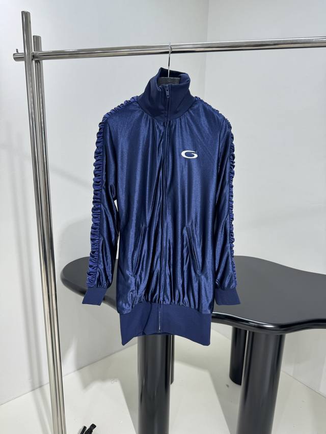 25 Early Fall New Arrival Fitted Tracksuit Sports Dress Customized shiny sports