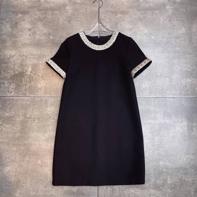 Re-order and shipment Hot-selling Valent0ڢ show 2025 early autumn haute couture