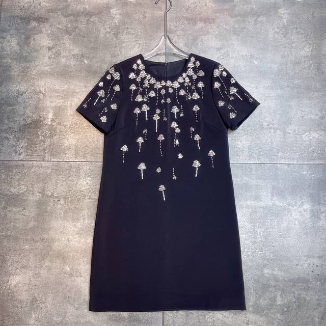 Re-order and shipment Hot-selling recommendation Valent0ڢ show 2025 early spring
