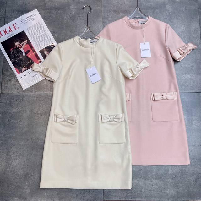 Re-order and shipment The same style as the celebrity, Valent0ڢ show, 2025 early