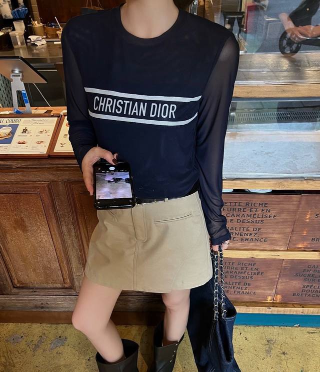 Original Dd... 2025 Early Fall new stylish slim-fit crew neck top. Custom-made