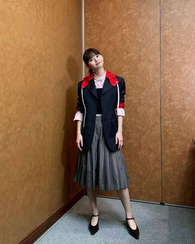 Original Mm 2025 Early Fall new fashion logo zipper hooded two-piece blazer, hi
