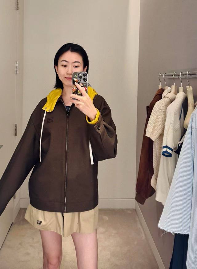Original Mm 2025 Early Fall new stylish logo zipper hooded jacket. High-end qua