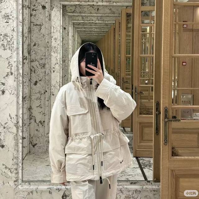 Original Mo...2025 Fall/Winter new fashion series hooded down jacket with a dra